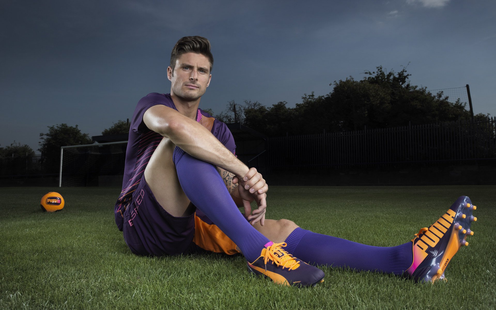 哈兰德体能管理获教练组高度评价，哈兰德履历